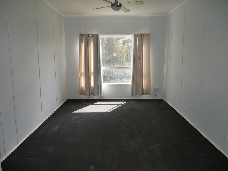 3 Hooey Rd, Leeton NSW 2705