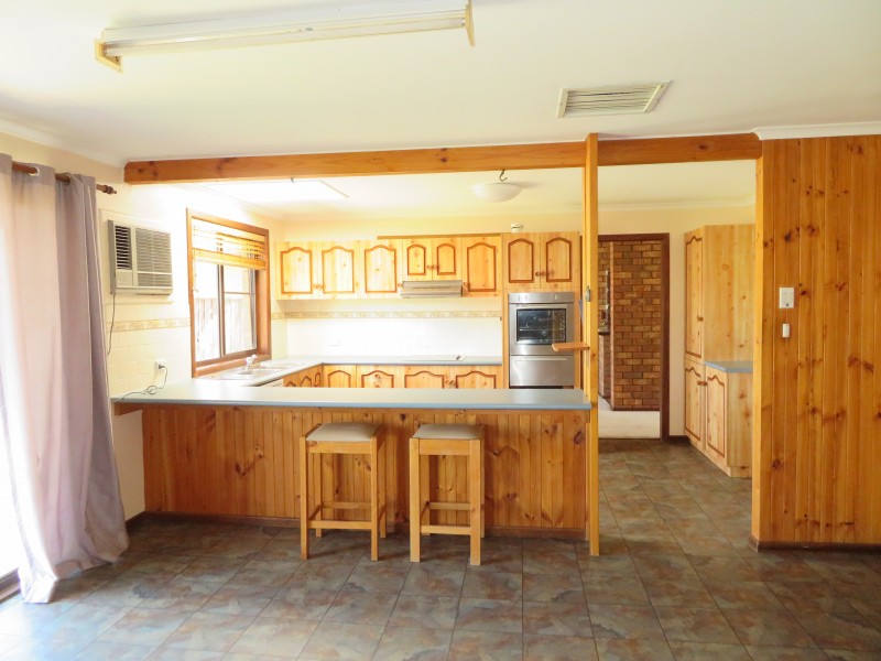 24 Roma Avenue, Leeton NSW 2705