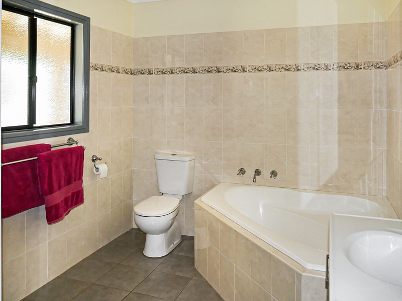 13 Cadell Street, Narrandera NSW 2700