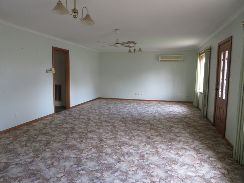 5 Drummond Street, Leeton NSW 2705