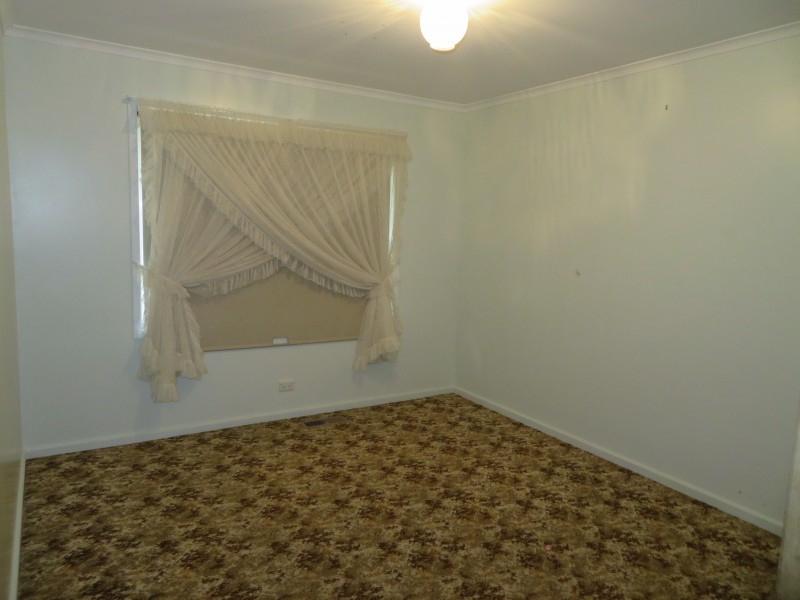 5 Drummond Street, Leeton NSW 2705