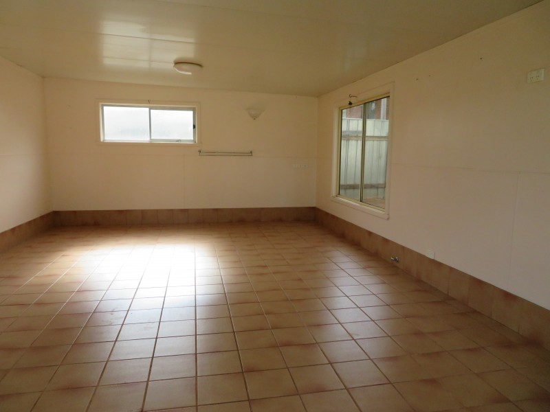 5 Drummond Street, Leeton NSW 2705