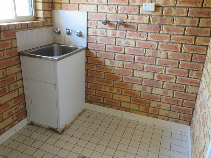 3/82 Bolton Street, Narrandera NSW 2700