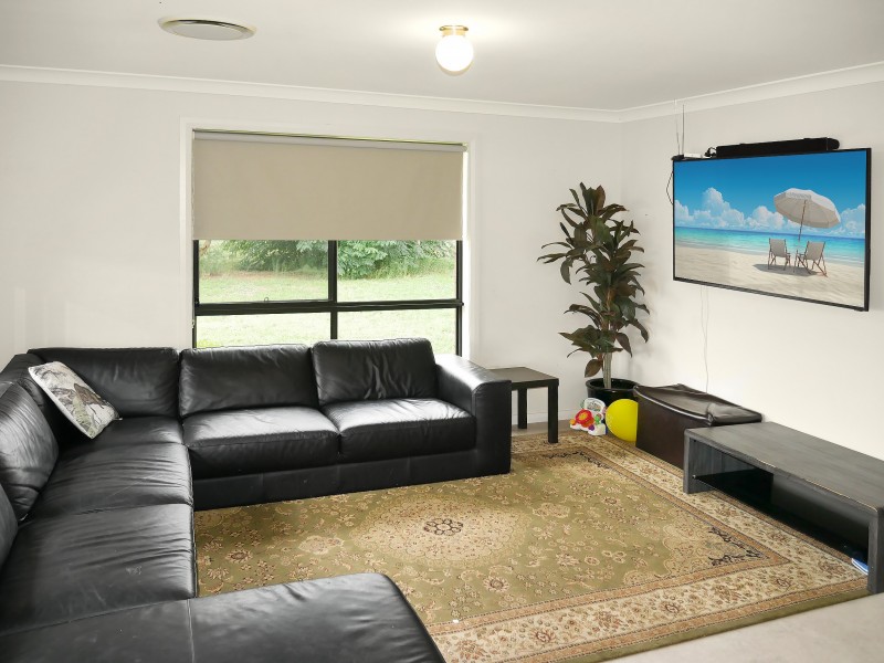 12 Golf Club Drive, Leeton NSW 2705