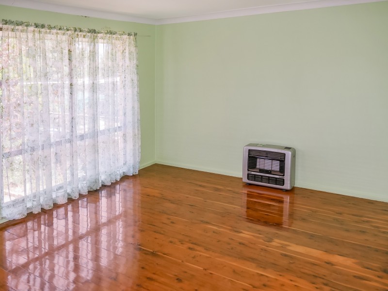 84 Douglas Street, Narrandera NSW 2700