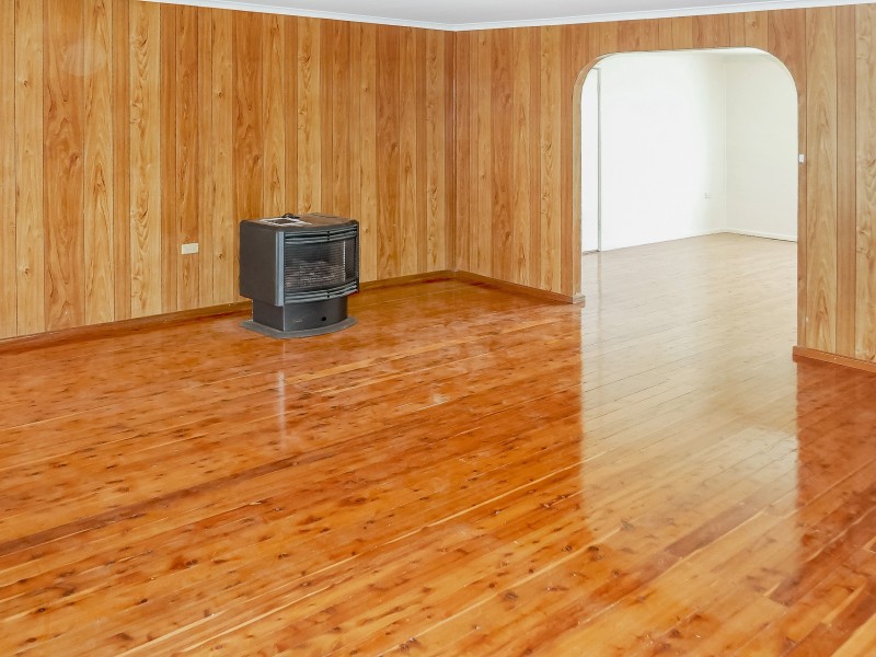 84 Douglas Street, Narrandera NSW 2700