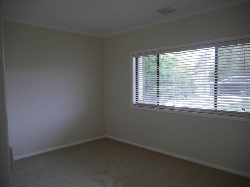 11 Jacaranda Avenue, Leeton NSW 2705