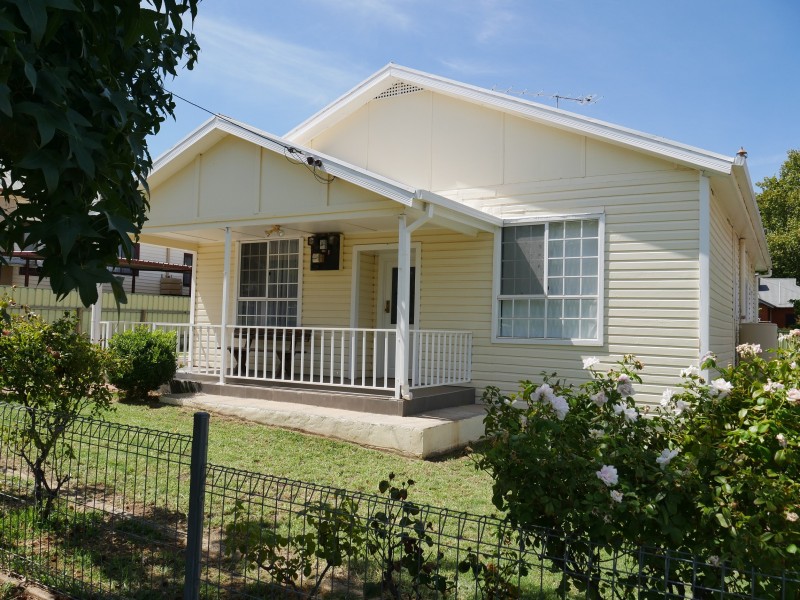 21 Jonsen Street, Narrandera NSW 2700
