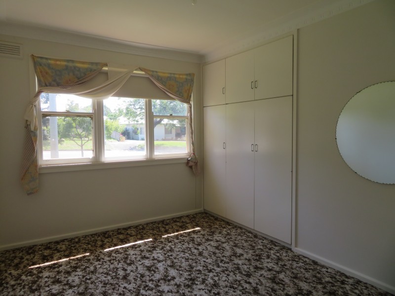 2/70 twynam street, Narrandera NSW 2700