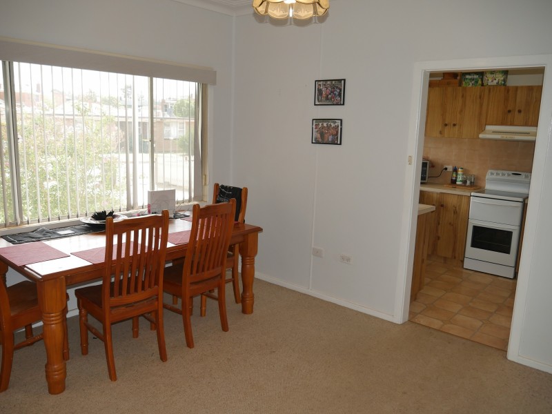 9 Jarrah St, Leeton NSW 2705