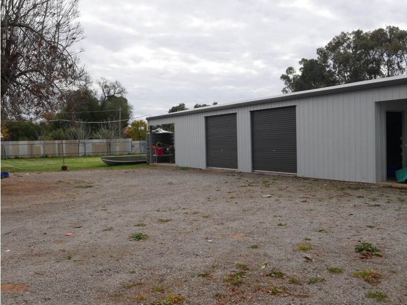 4 Beechworth Street, Whitton NSW 2705