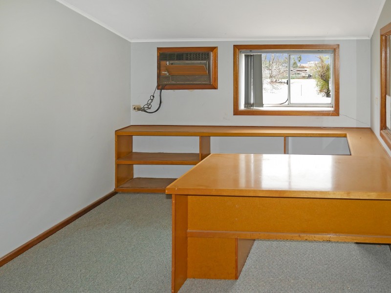 4 Vance Road, Leeton NSW 2705