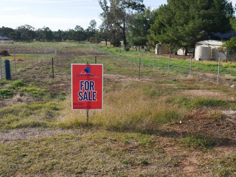 113 Pine Hill Road, Narrandera NSW 2700