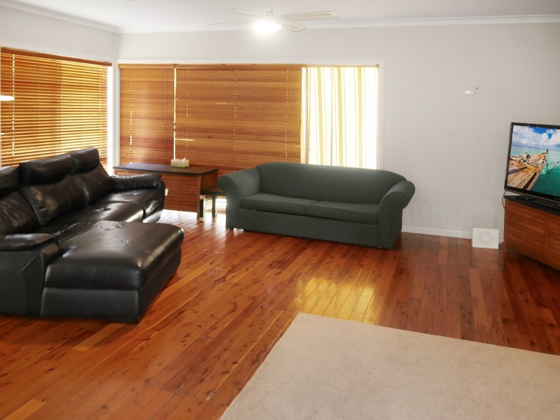 10 Canal St, Leeton NSW 2705