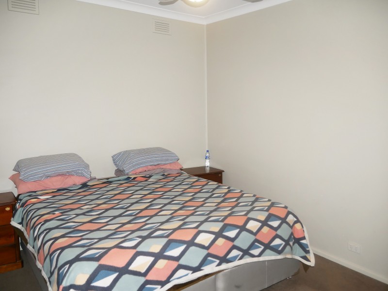 10 Canal St, Leeton NSW 2705