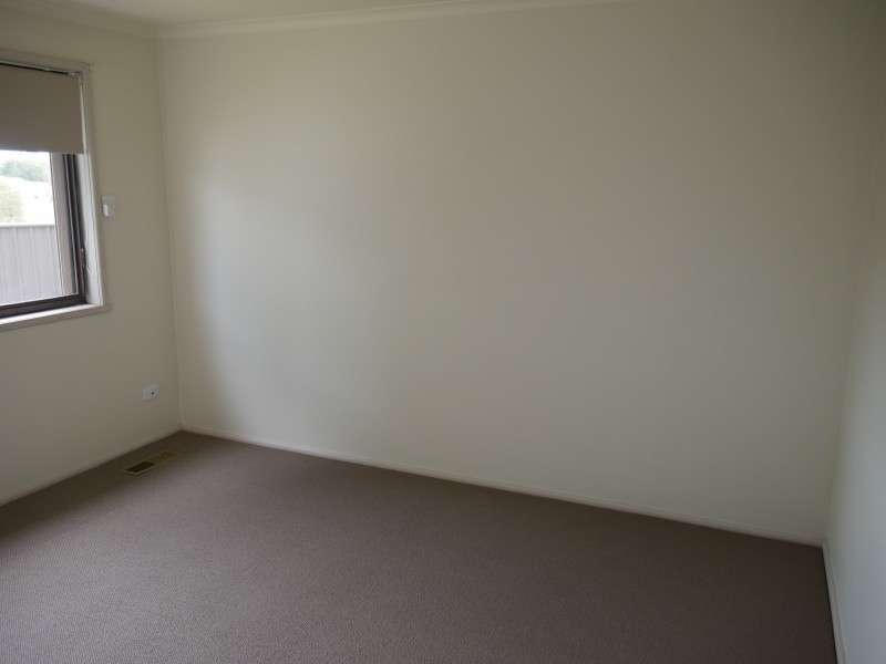 6 Coral Street, Leeton NSW 2705