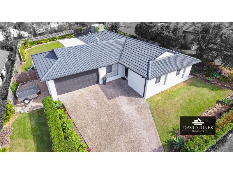 10 Midway Terrace, Pacific Pines QLD 4211