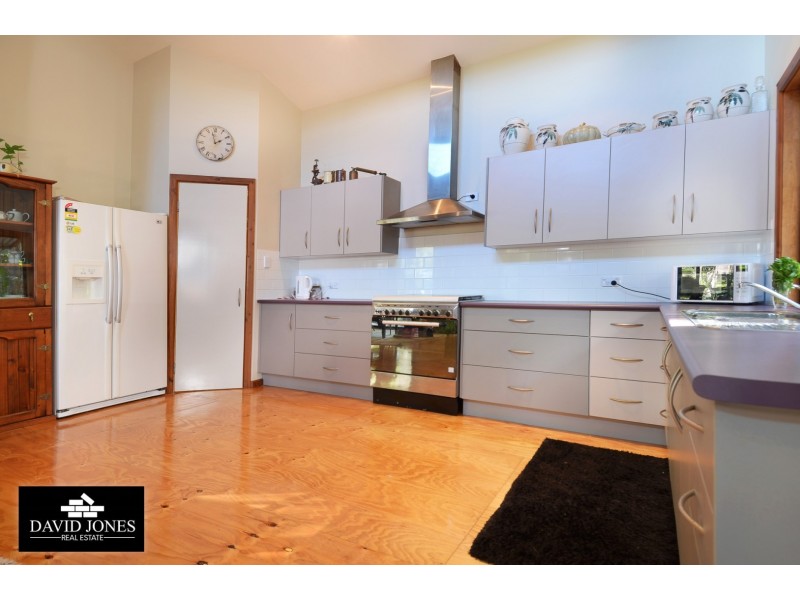 3 Belle Court, Rainbow Beach QLD 4581