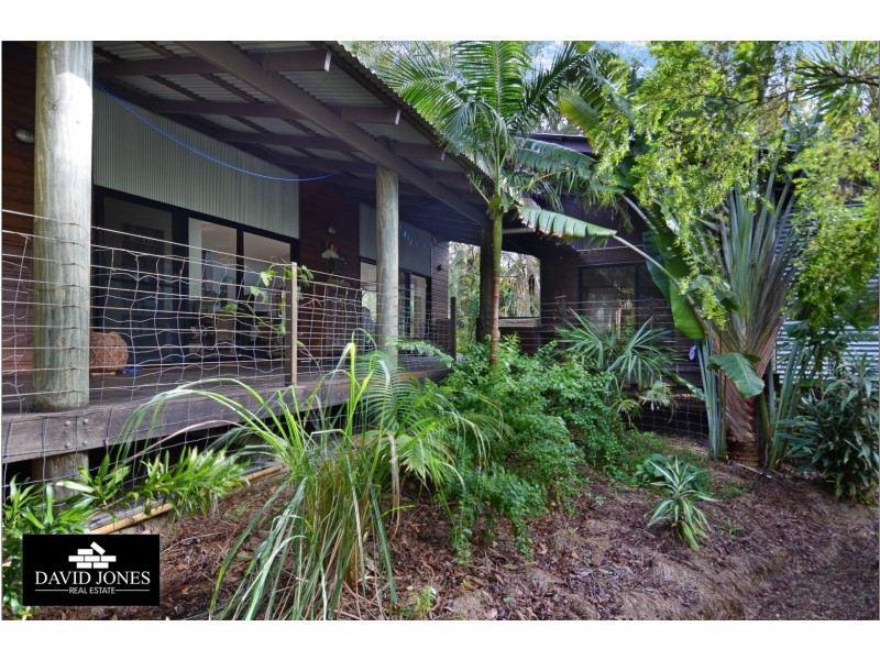 3 Belle Court, Rainbow Beach QLD 4581