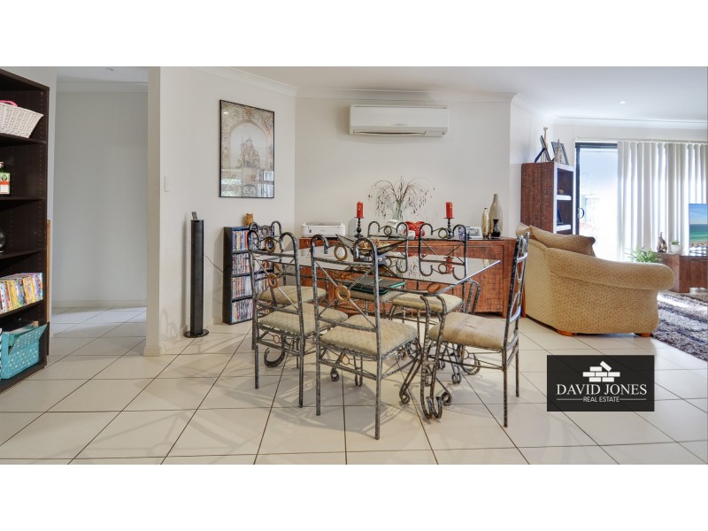 2/11  Ravensthorpe Street, Ormeau QLD 4208