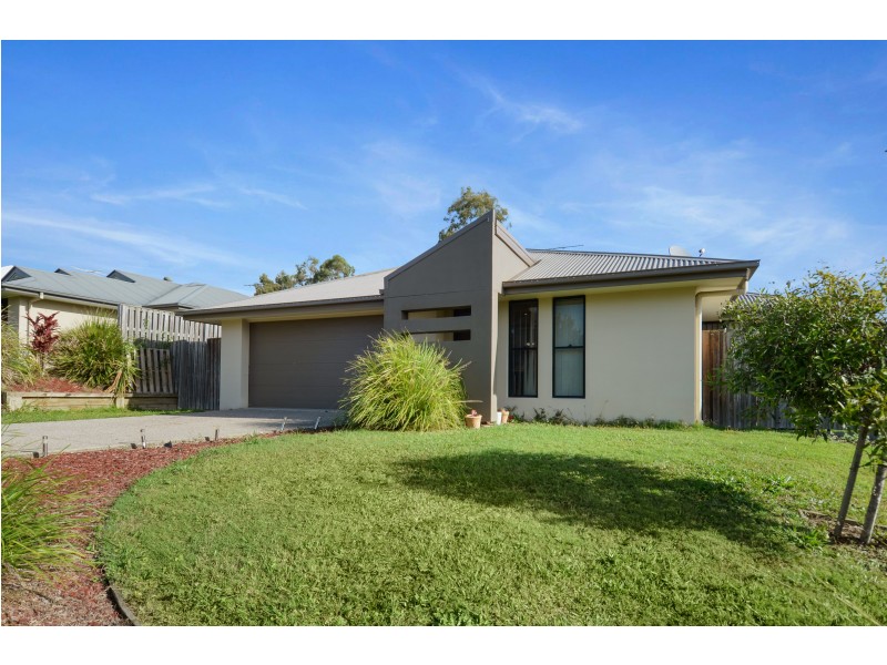 2/11  Ravensthorpe Street, Ormeau QLD 4208