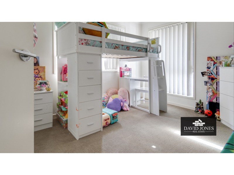 2/11  Ravensthorpe Street, Ormeau QLD 4208