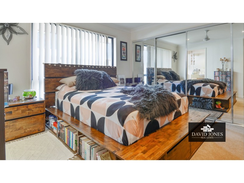 2/11  Ravensthorpe Street, Ormeau QLD 4208