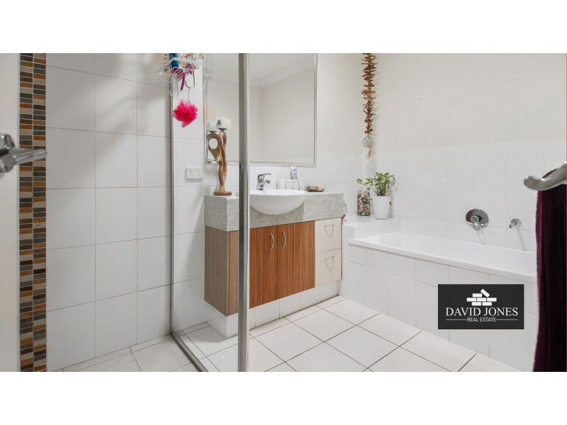 2/11  Ravensthorpe Street, Ormeau QLD 4208