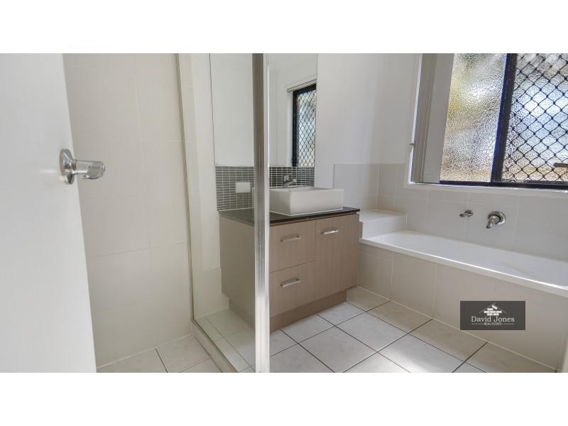 1 Rivervale Street, Ormeau QLD 4208