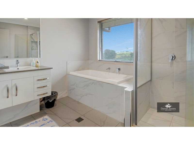 58 Countryview Street, Kingsholme QLD 4208