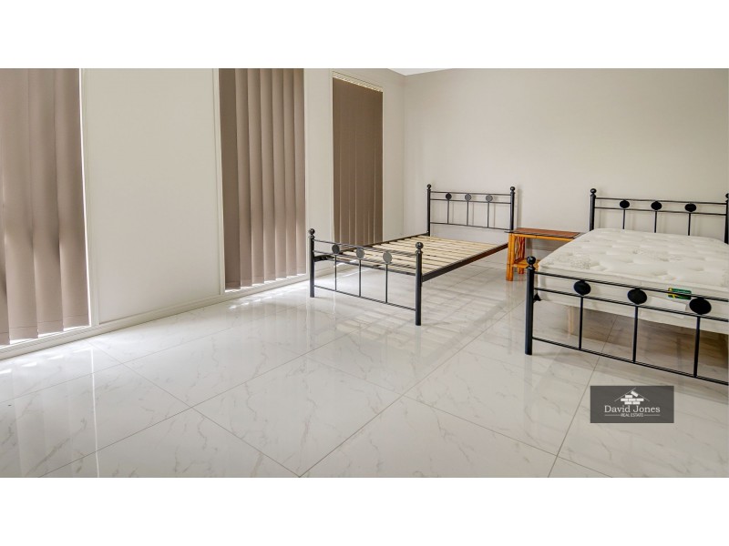 58 Countryview Street, Kingsholme QLD 4208