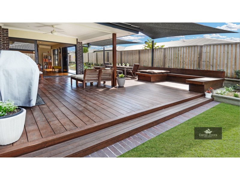 8 Ellenborough Avenue, Ormeau Hills QLD 4208