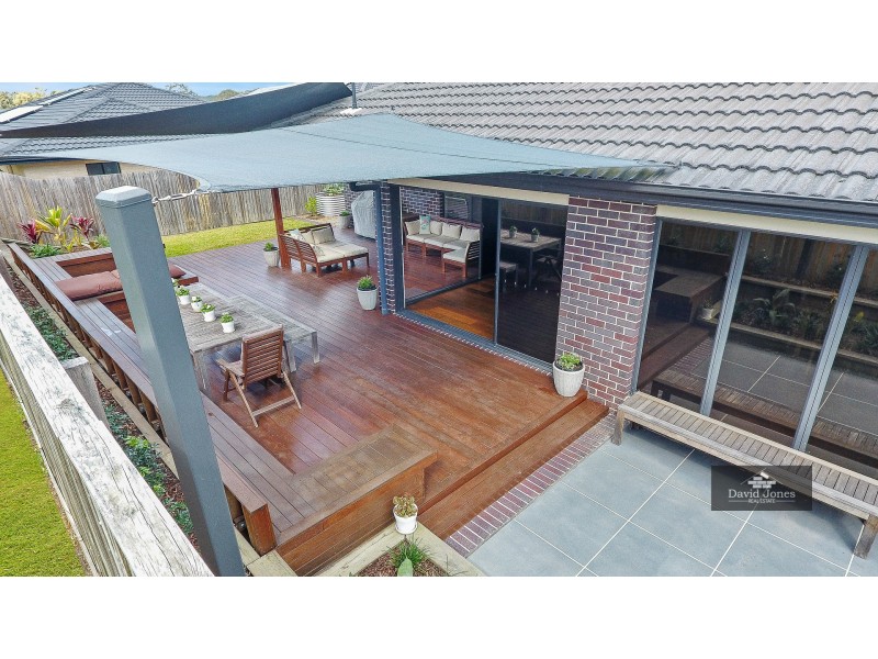 8 Ellenborough Avenue, Ormeau Hills QLD 4208