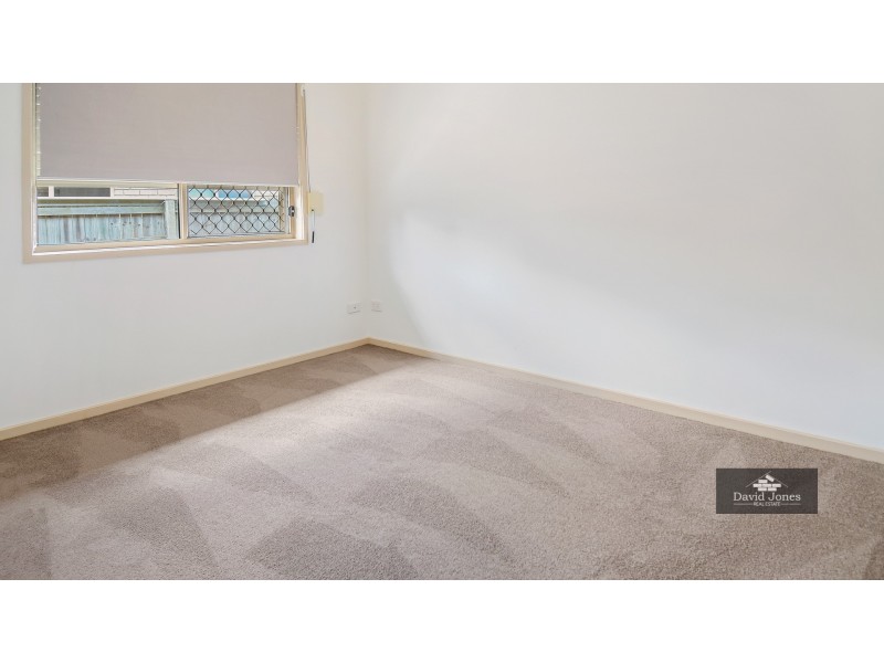 33 Gawain Drive, Ormeau QLD 4208