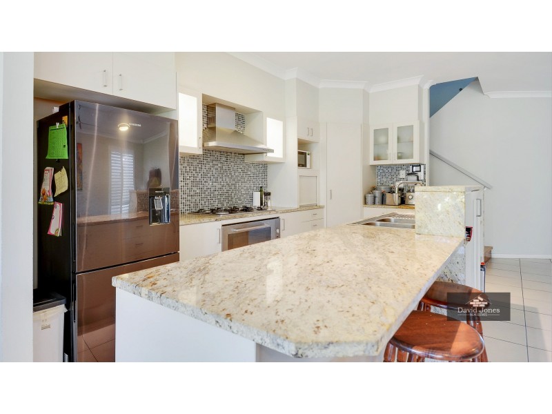 1/36 Beale Street, Southport QLD 4215