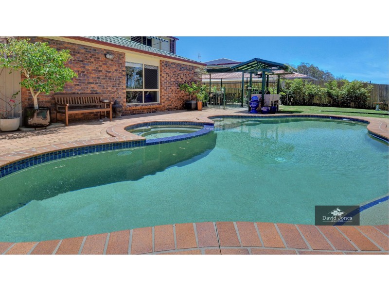 7 Yungaburra Place, Helensvale QLD 4212