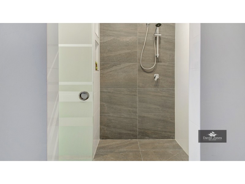 7 Yungaburra Place, Helensvale QLD 4212