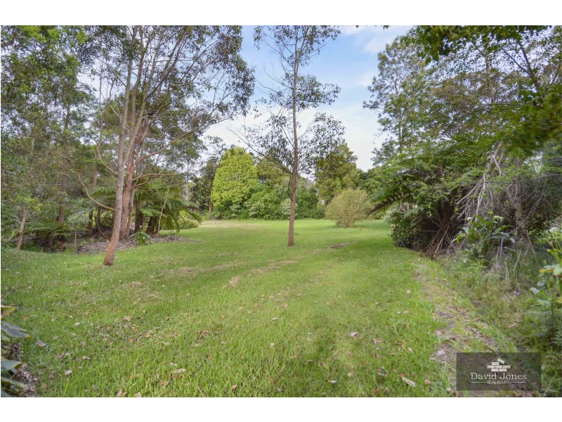 75-77 Benowa Street, Tamborine Mountain QLD 4272