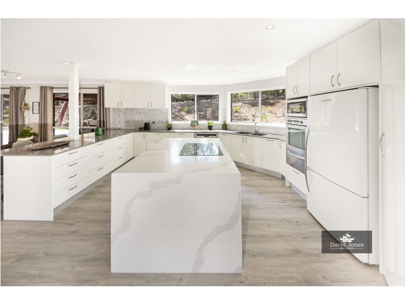 4 Philben Drive, Ormeau QLD 4208