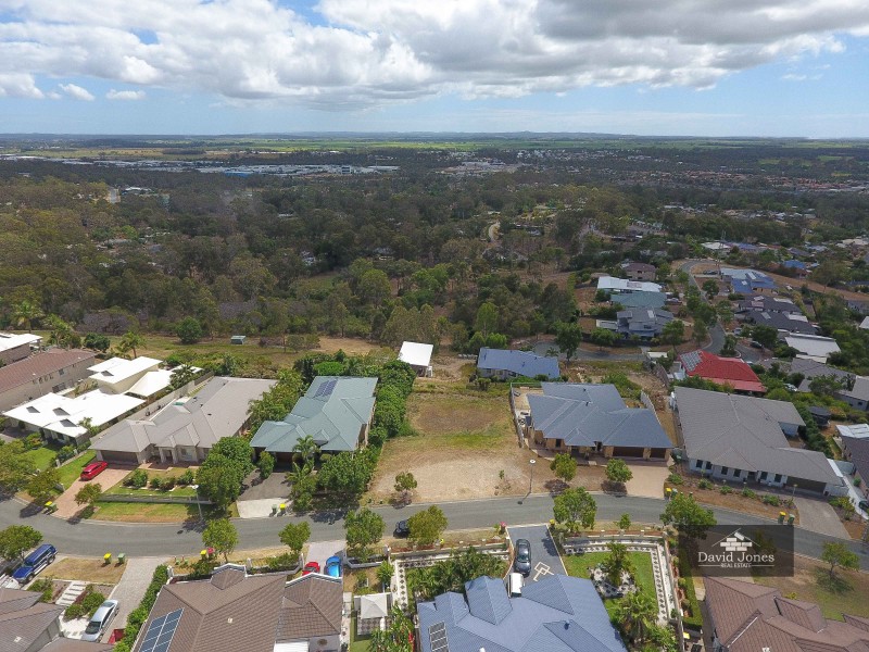 8 Islandview Terrace, Ormeau Hills QLD 4208