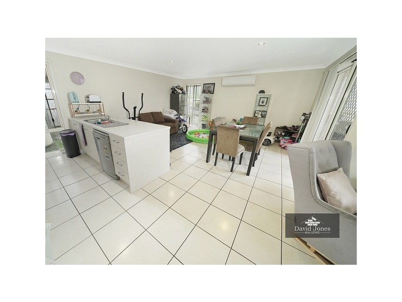 25 Custodian Crescent, Ormeau QLD 4208