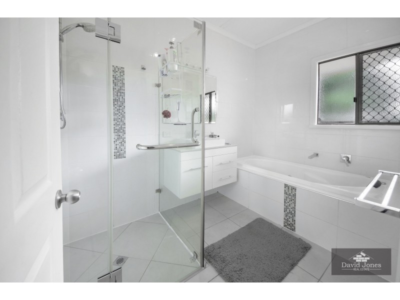 50 Bateke Road, Tamborine Mountain QLD 4272