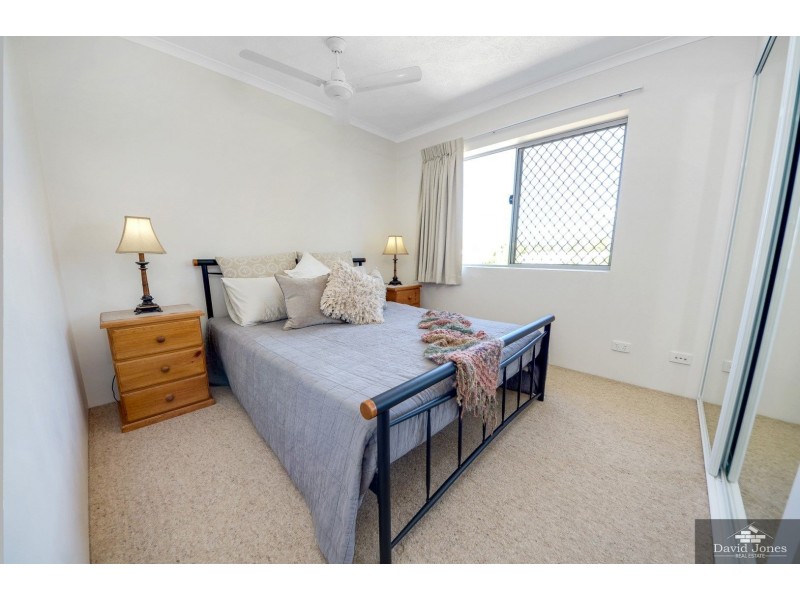 U17 8-10 Ahern Street, Labrador QLD 4215