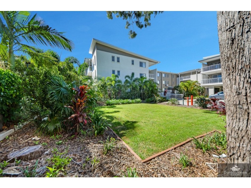 U17 8-10 Ahern Street, Labrador QLD 4215