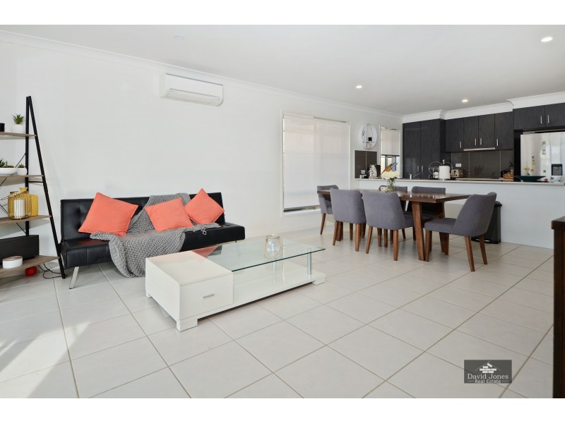 8 Arrowsmith Crescent, Gold Coast North, Ormeau Hills QLD 4208