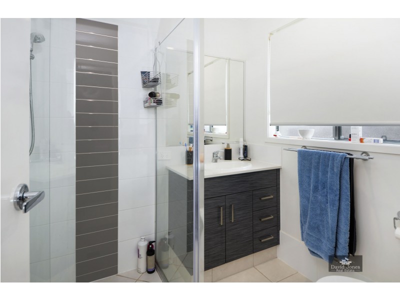 8 Arrowsmith Crescent, Gold Coast North, Ormeau Hills QLD 4208