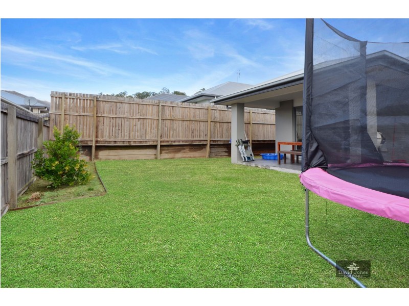 8 Arrowsmith Crescent, Gold Coast North, Ormeau Hills QLD 4208