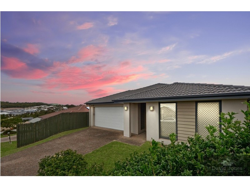 55 Ridgevale Boulevard, Holmview QLD 4207