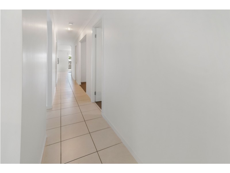 10 Morton Street, Waterford QLD 4133