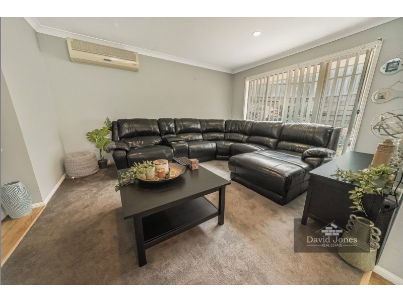 15 Paris Parade, Ormeau QLD 4208